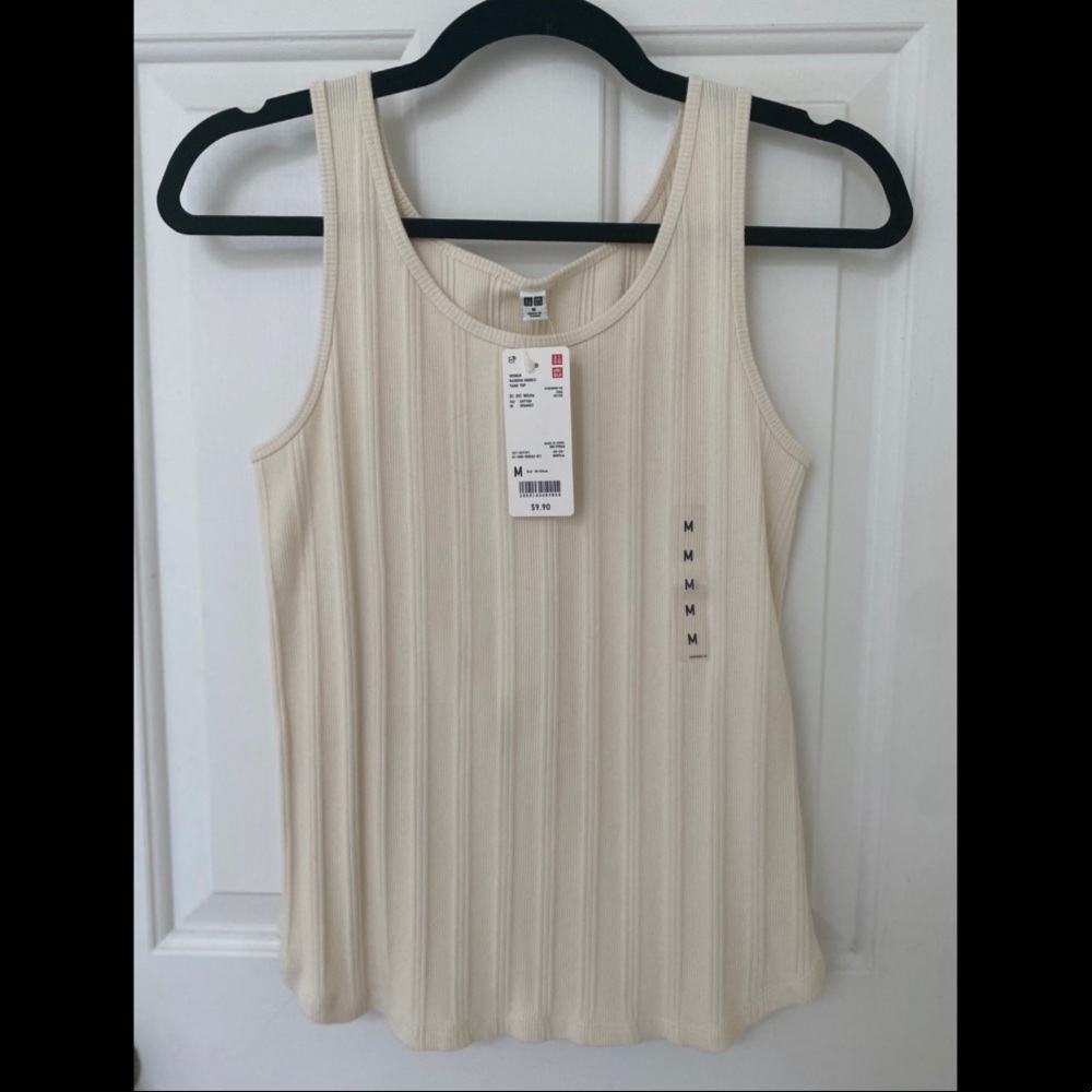 UNIQLO RIBBED WHITE TANK TOP